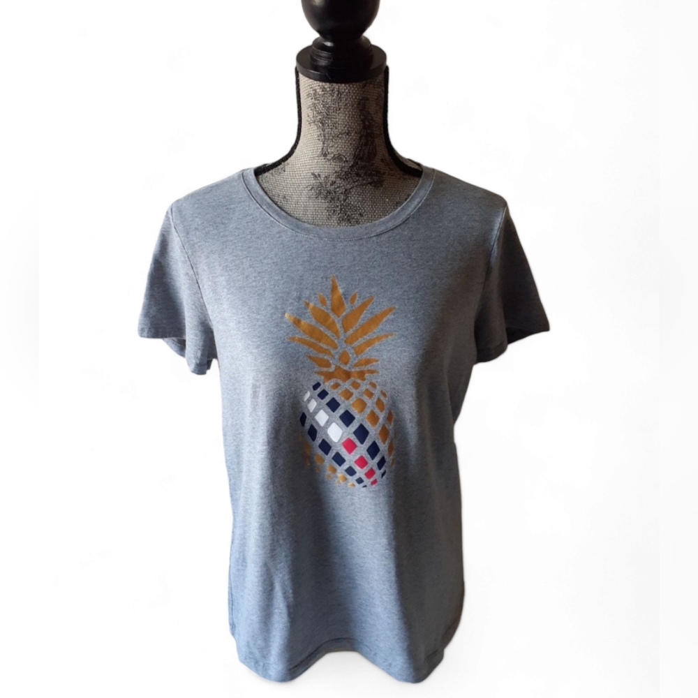 Tommy Hilfiger women's gray short sleeve t-shirt
